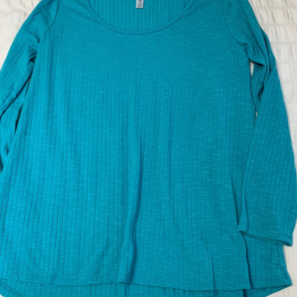 LuLa Roe Ribbed Top - Picture 6 of 16